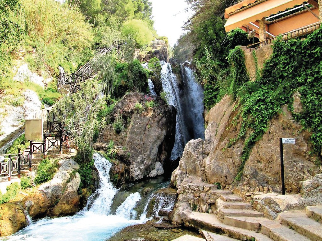 Trip to Algar Waterfalls&nbsp;19,50&euro;
